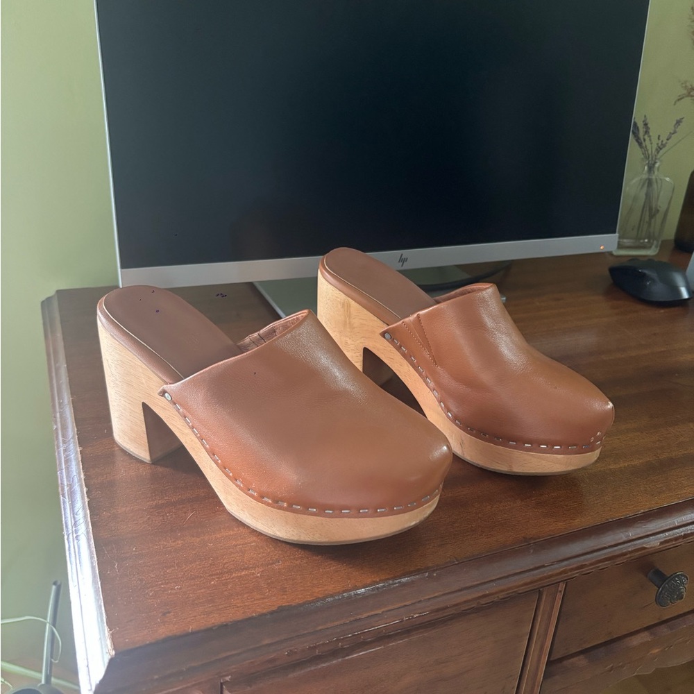 Charlotte Stone Marlo Mules with Wooden Sole
